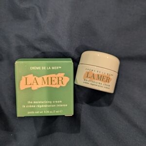 La Mer Moisturizing Cream - Green and Cream